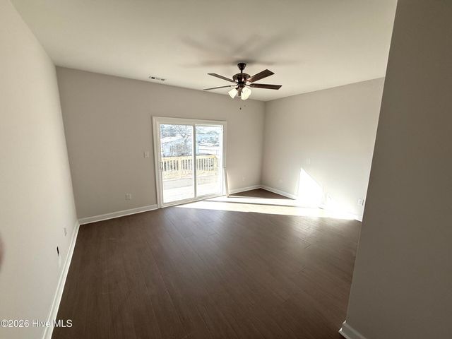 1411 Bay Street, Morehead City, NC 28557