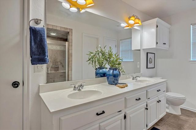 8716 NW 80th Street, Oklahoma City, OK 73132