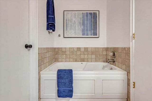 8716 NW 80th Street, Oklahoma City, OK 73132