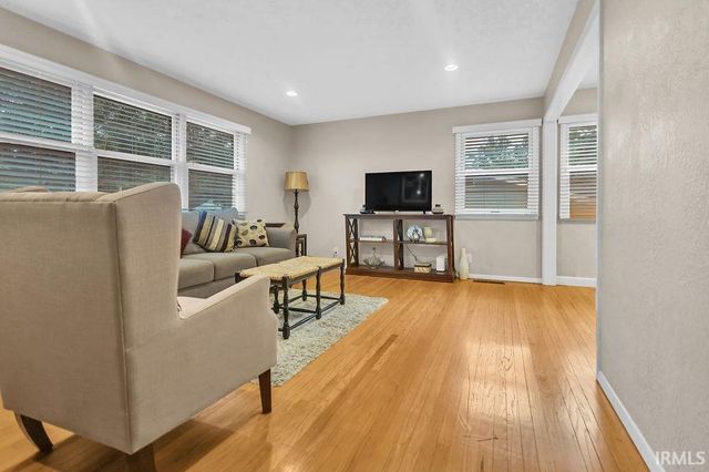 133 N Overhill Drive, Bloomington, IN 47408