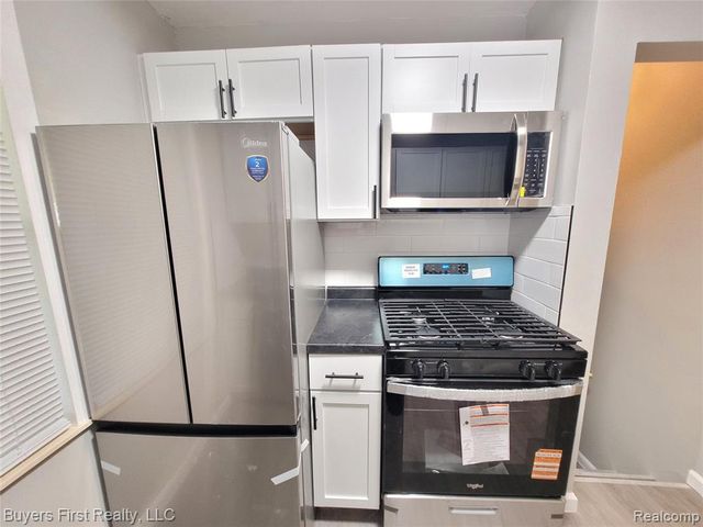 22084 Normandy Avenue, Eastpointe, MI 48021