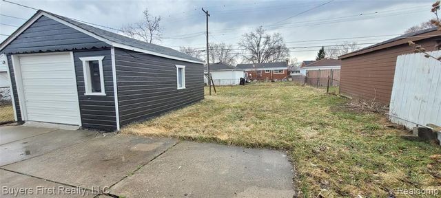 22084 Normandy Avenue, Eastpointe, MI 48021