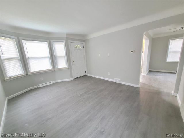 22084 Normandy Avenue, Eastpointe, MI 48021