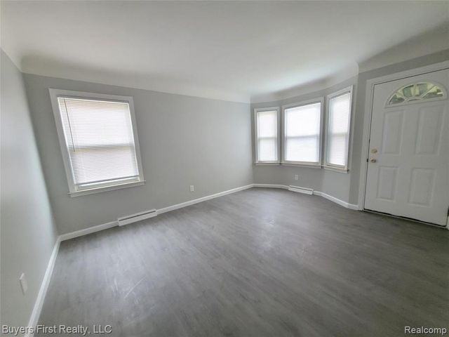 22084 Normandy Avenue, Eastpointe, MI 48021