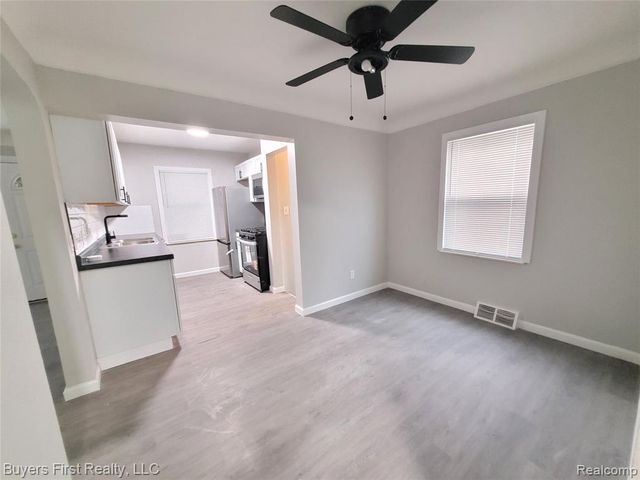 22084 Normandy Avenue, Eastpointe, MI 48021