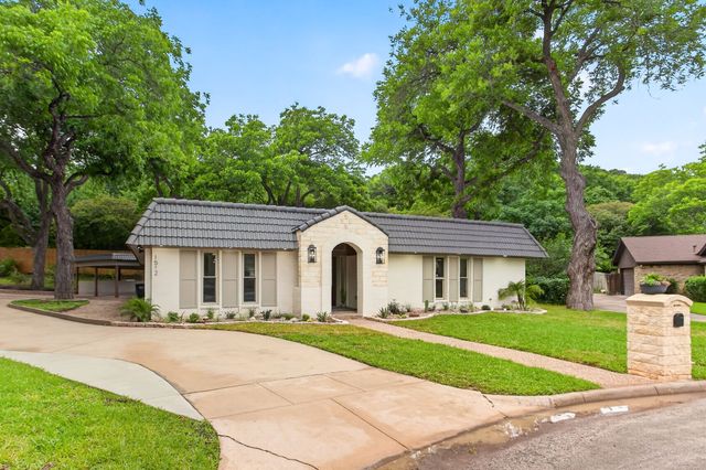 1512 Northcrest Court, Fort Worth, TX 76107