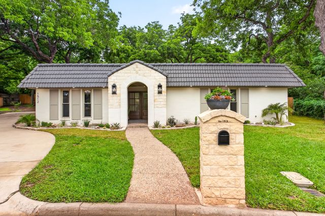 1512 Northcrest Court, Fort Worth, TX 76107