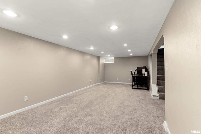 1417 N 12TH Street, Pekin, IL 61554