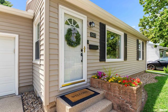 1417 N 12TH Street, Pekin, IL 61554