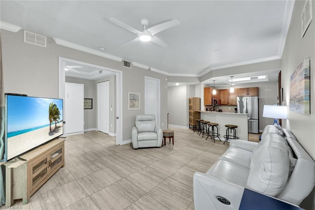 4450 Chickee Hut CT 102, BONITA SPRINGS, FL 34134 — photo 2
