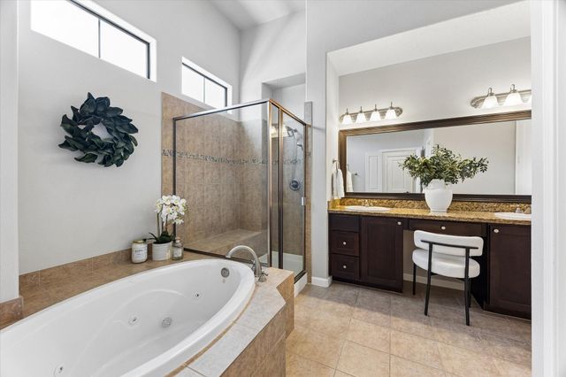1045 W 22nd Street K, Houston, TX 77008