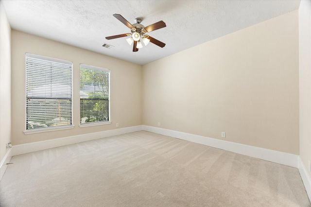 1045 W 22nd Street K, Houston, TX 77008