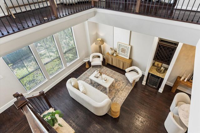 1045 W 22nd Street K, Houston, TX 77008