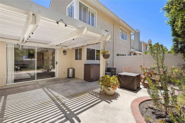 26961 Stonehaven, Mission Viejo, CA 92691