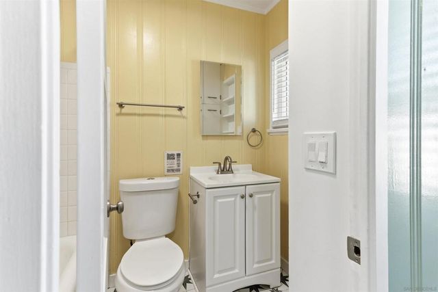 3953 Mission Blvd, San Diego, CA 92109