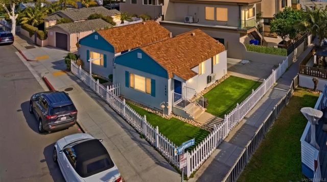 3953 Mission Blvd, San Diego, CA 92109