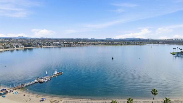 3953 Mission Blvd, San Diego, CA 92109