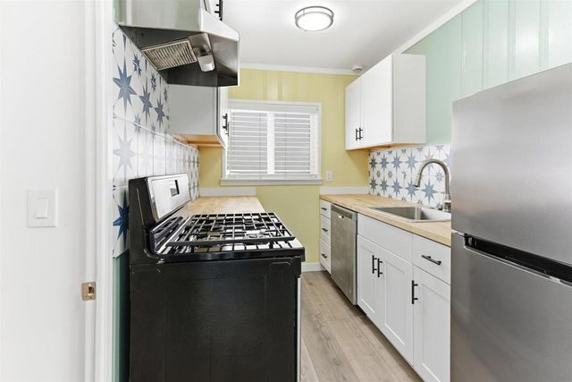 3953 Mission Blvd, San Diego, CA 92109