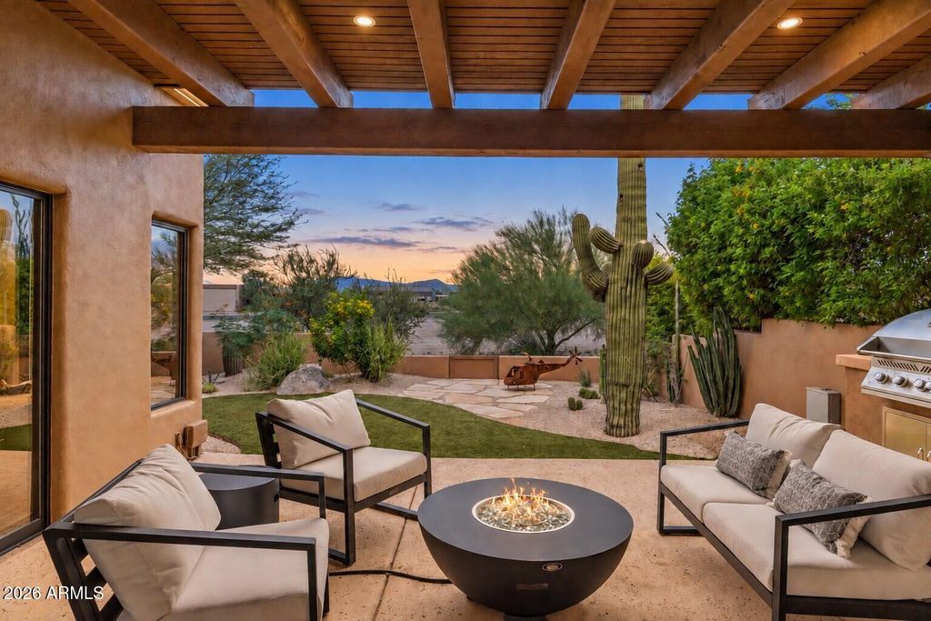 8502 E CAVE CREEK Road 22, Carefree, AZ 85377 — photo 4