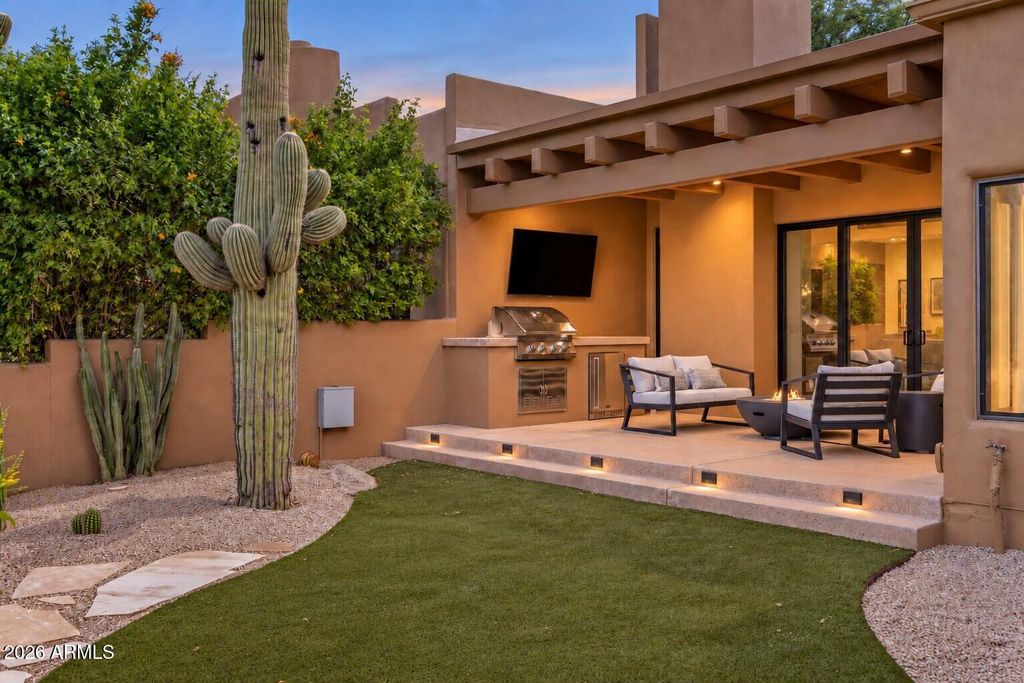 8502 E CAVE CREEK Road 22, Carefree, AZ 85377 — photo 5