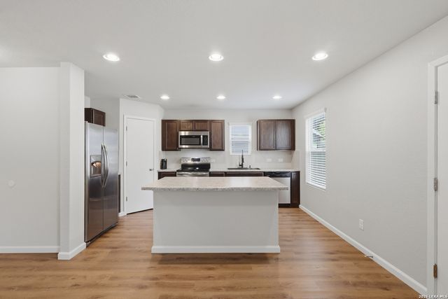 9609 SANDY RIDGE WAY, San Antonio, TX 78239