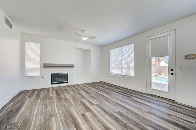 242 Farlin Circle, Henderson, NV 89074