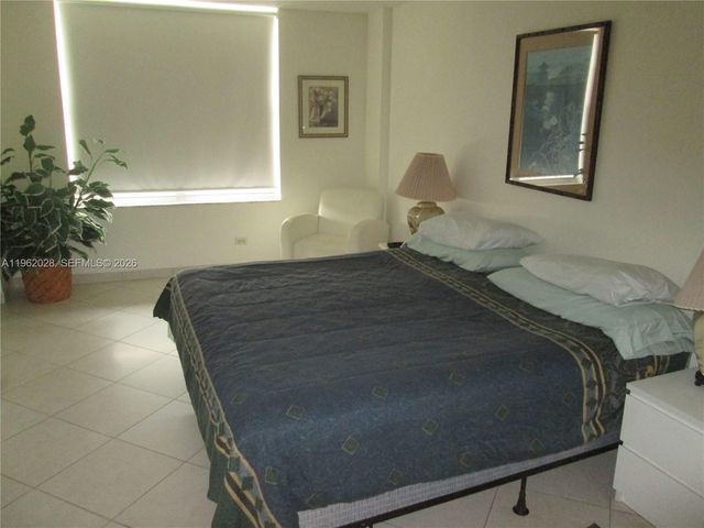 231 174th Street 1706, Sunny Isles Beach, FL 33160