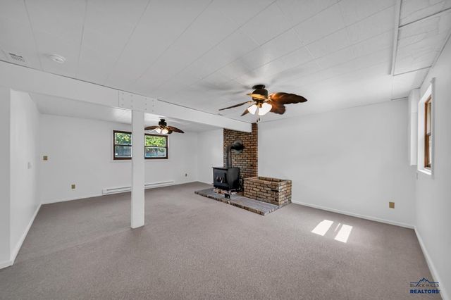3824 CHIEF DR, Rapid City, SD 57701