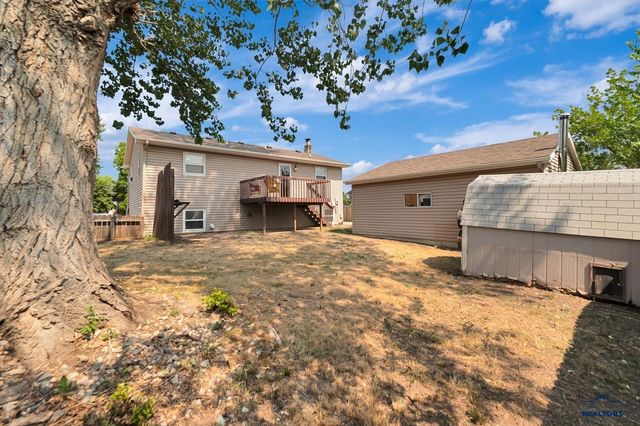 3824 CHIEF DR, Rapid City, SD 57701
