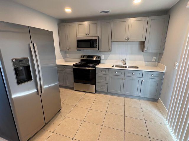 4593 Coconut Road, Lake Worth, FL 33461