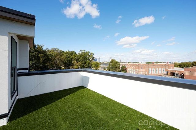 1300 E 10th Street, Charlotte, NC 28204
