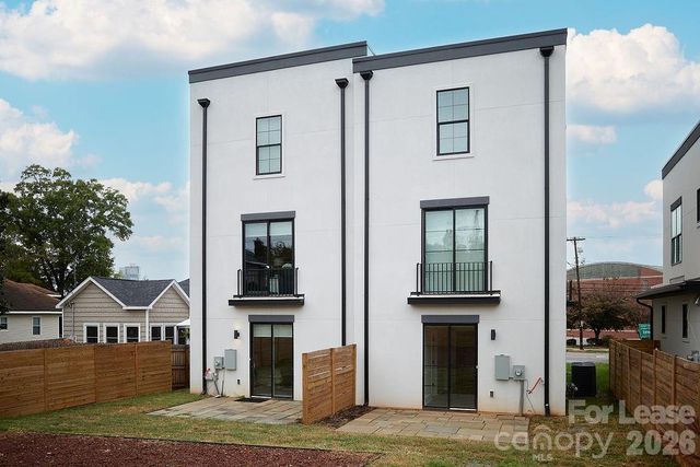 1300 E 10th Street, Charlotte, NC 28204