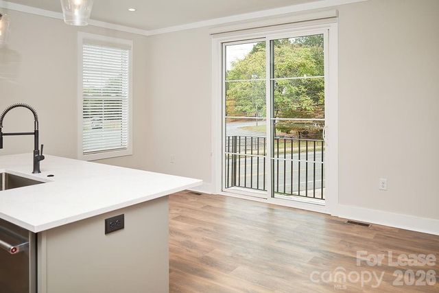 1300 E 10th Street, Charlotte, NC 28204