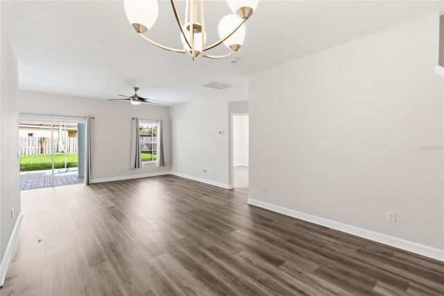 11207 PRAIRIE HAWK DRIVE, Orlando, FL 32837