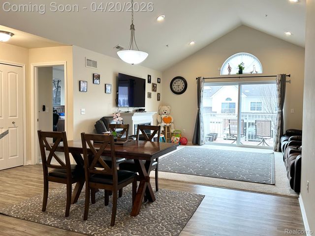 1216 ORCHID Circle 18, Canton Charter Township, MI 48187