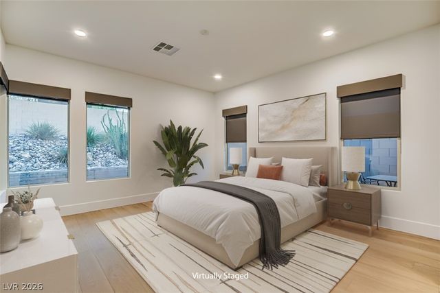 2560 Bridle Oaks Court, Henderson, NV 89044