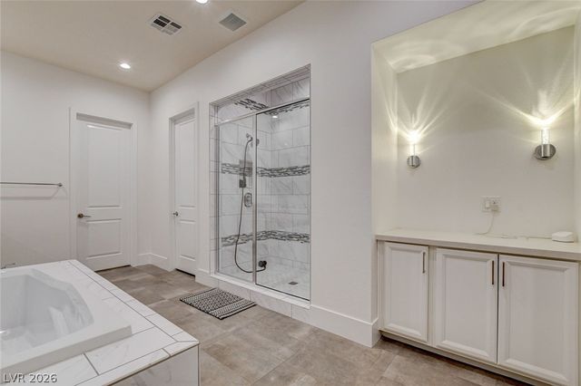 2560 Bridle Oaks Court, Henderson, NV 89044