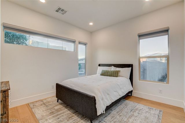 2560 Bridle Oaks Court, Henderson, NV 89044