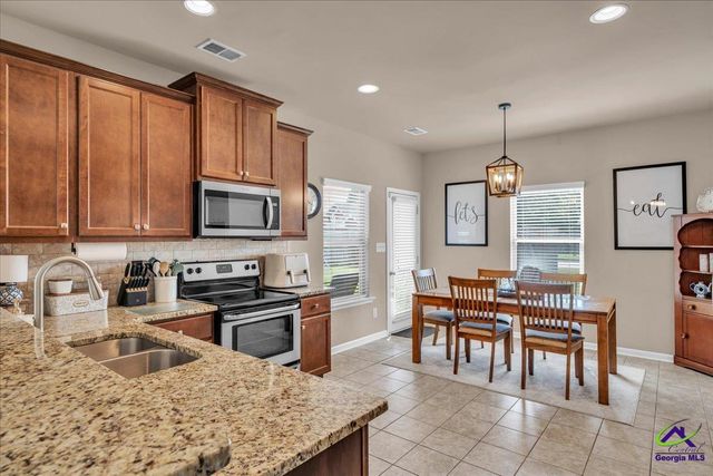 200 Amelia Drive, Byron, GA 31008