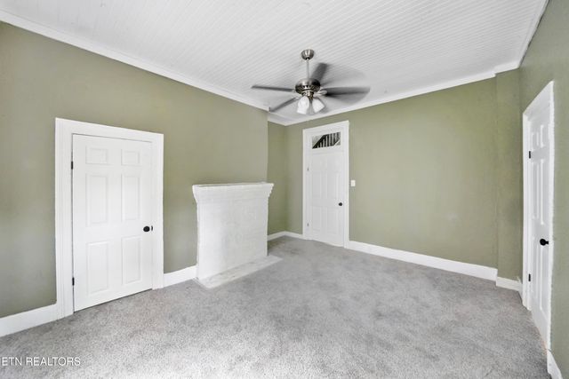 2417 Parkview Ave Ave, Knoxville, TN 37917