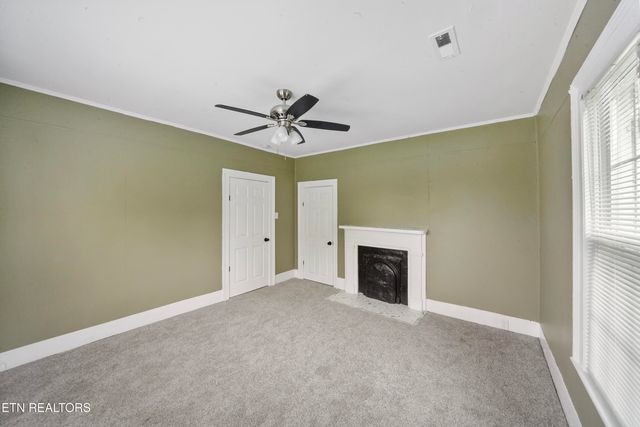 2417 Parkview Ave Ave, Knoxville, TN 37917