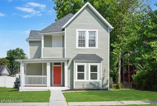 2417 Parkview Ave Ave, Knoxville, TN 37917