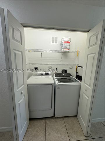 10885 NW 89th Ter 113, Doral, FL 33178