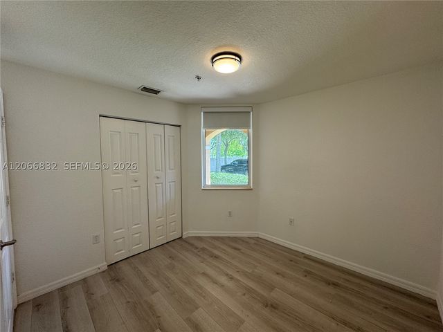 10885 NW 89th Ter 113, Doral, FL 33178