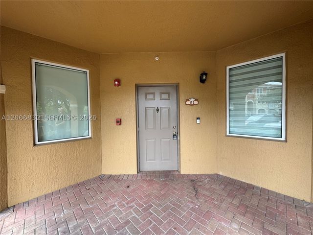 10885 NW 89th Ter 113, Doral, FL 33178