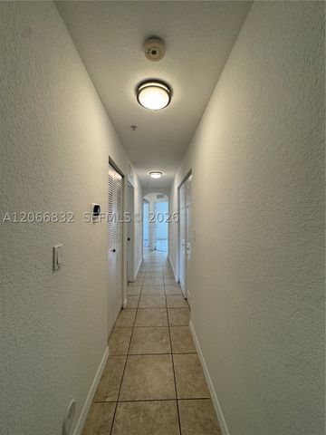 10885 NW 89th Ter 113, Doral, FL 33178