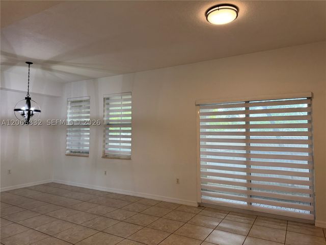 10885 NW 89th Ter 113, Doral, FL 33178