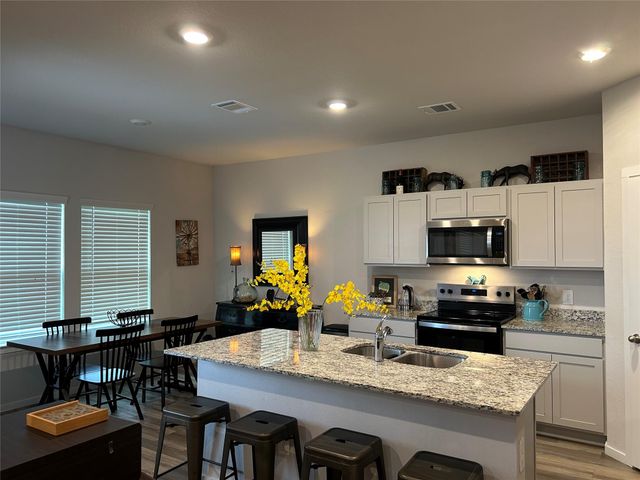 513 Pickel DR, Rockdale, TX 76567