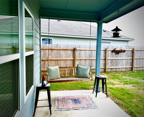 513 Pickel DR, Rockdale, TX 76567