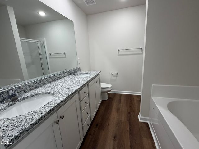 130 Tulipfield Way, Benson, NC 27504
